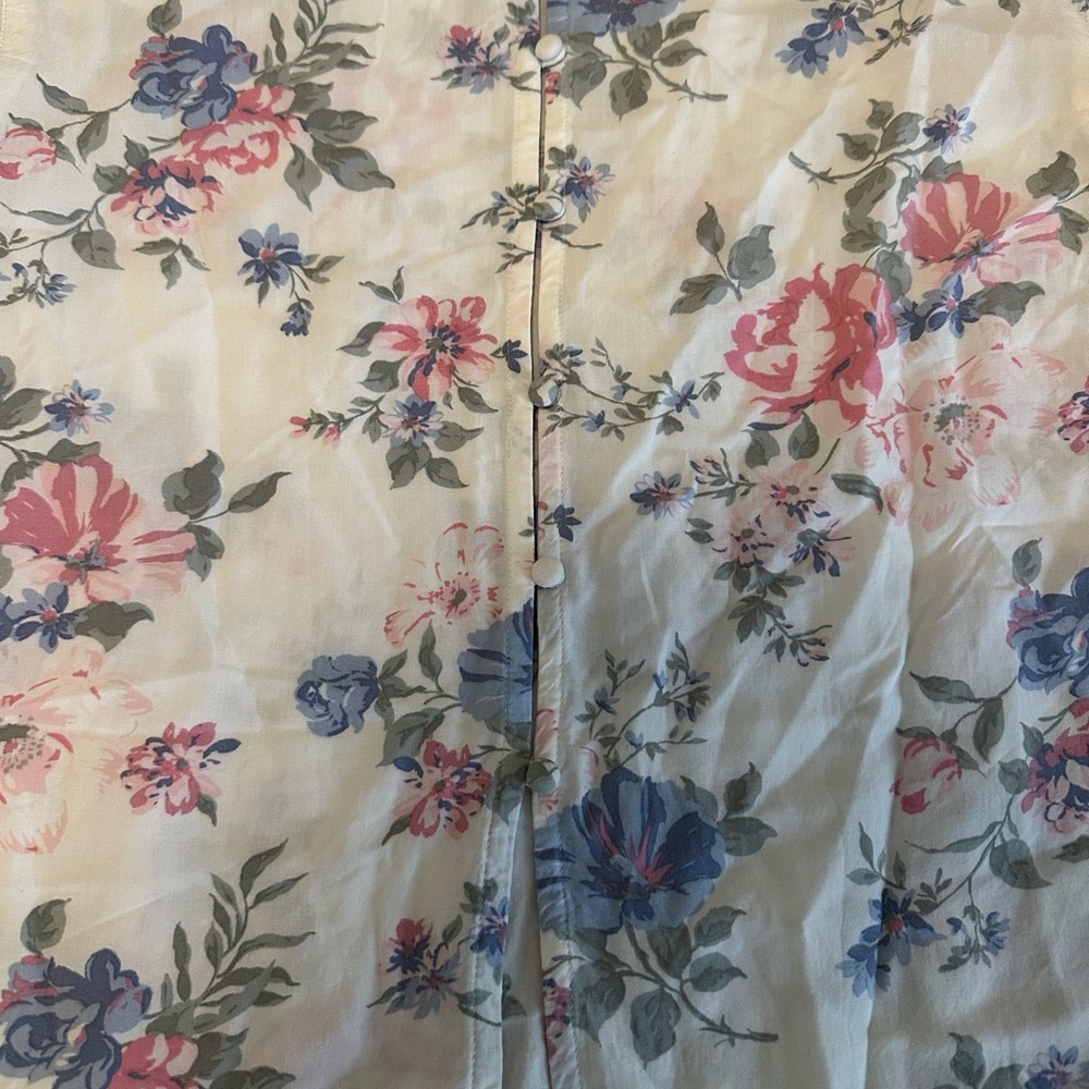 Abercrombie & Fitch Floral and Button Blouse | Size XS - Picture 5 of 5